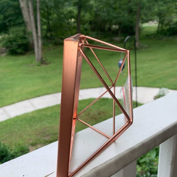 #6341 FUSED GLASS SUN CATCHER  BLUE FLOWERS & HUMMING BIRD GOLD TONE FRAME - Picture 6 of 7